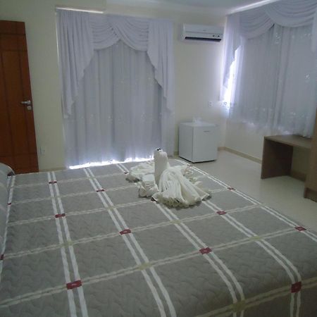 Hotel Dom Baroni 구아라푸아바 외부 사진