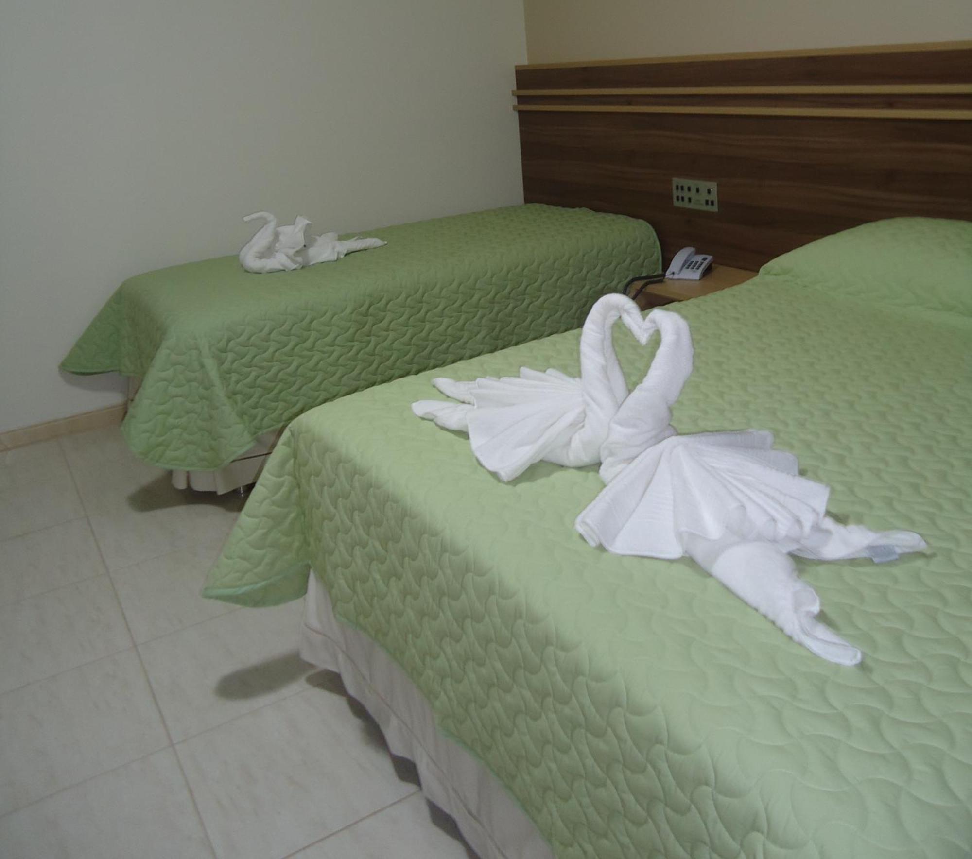 Hotel Dom Baroni 구아라푸아바 외부 사진
