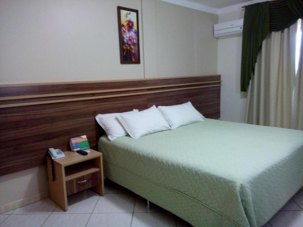 Hotel Dom Baroni 구아라푸아바 외부 사진