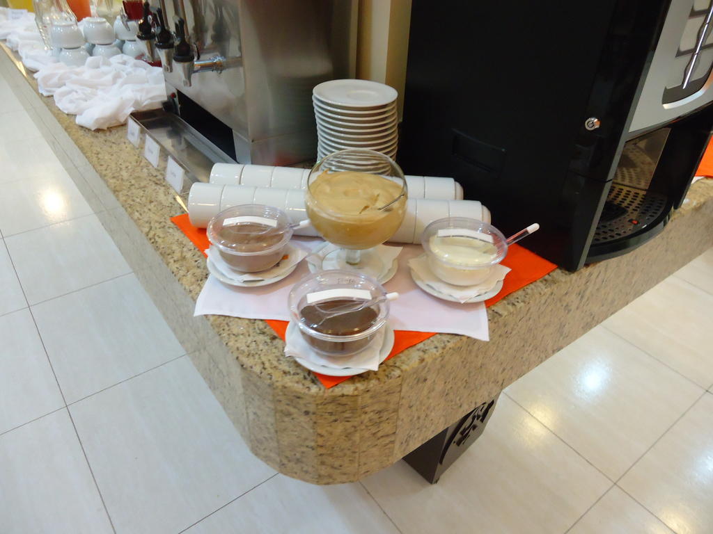 Hotel Dom Baroni 구아라푸아바 외부 사진
